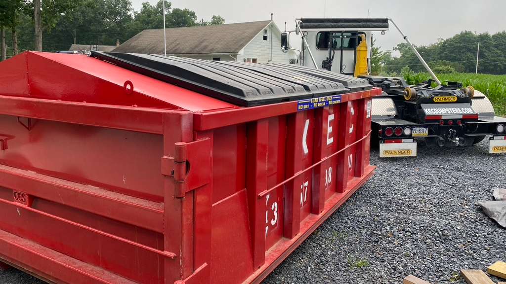 KEC Roll-Off Dumpster